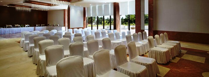 678/Park Plaza - Salem 03.jpg